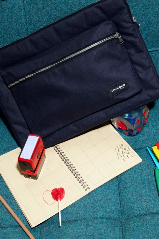 Rivedroite Paris Viviennelahoussed'ordinateur15''